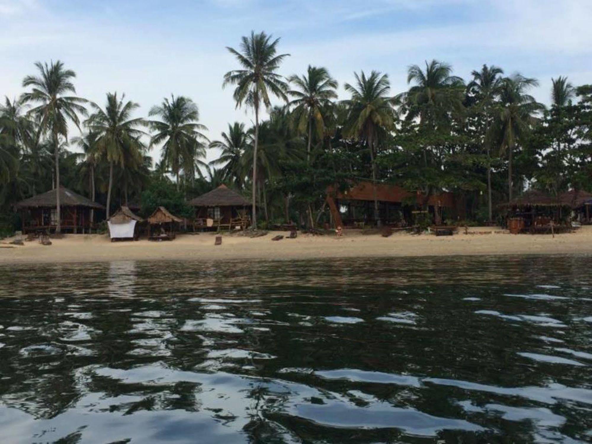 Golden Pearl Beach Resort Koh Jum Ngoại thất bức ảnh